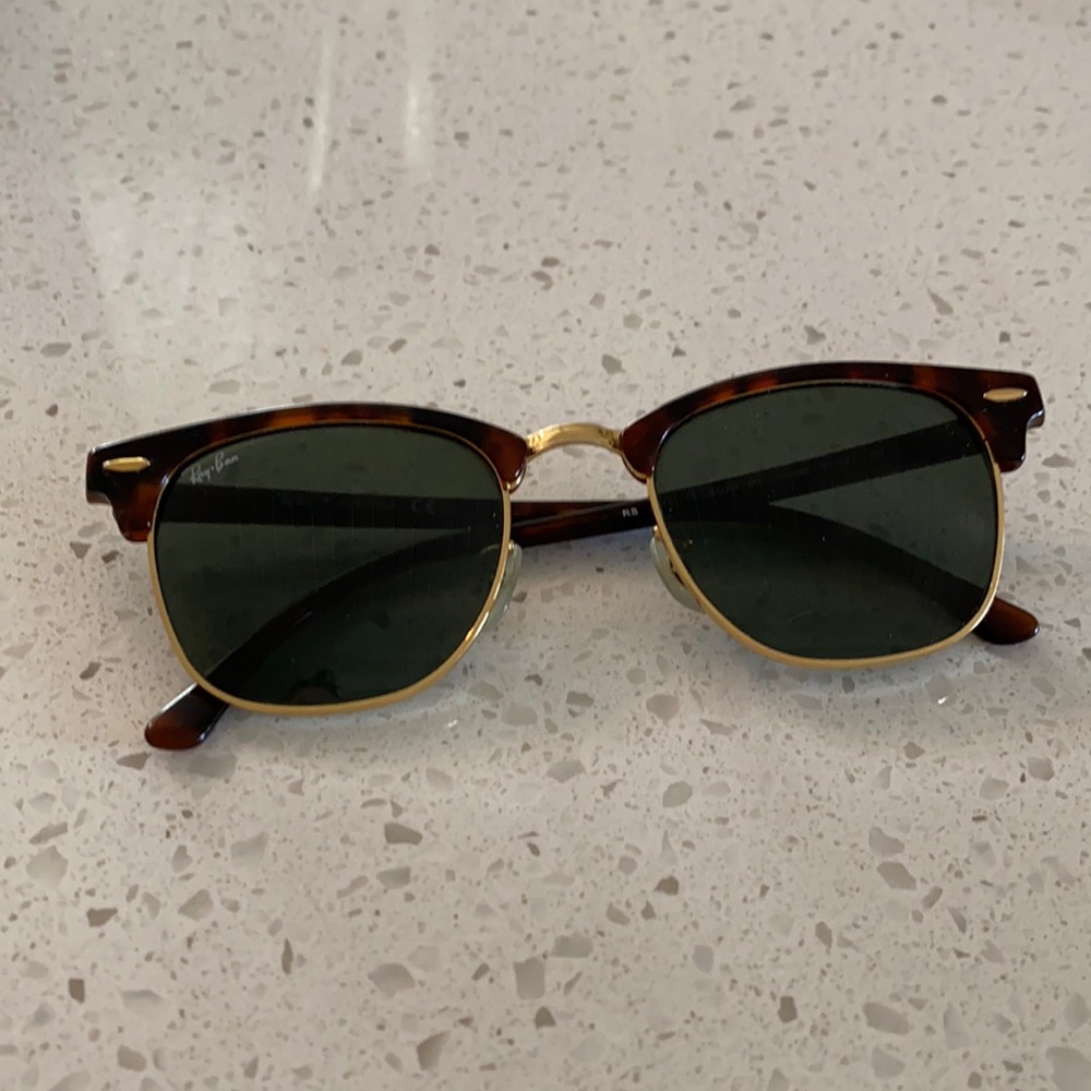 Ray-Bans Club Masters in case